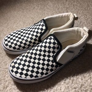 KIDS checkered slip on vans size 3